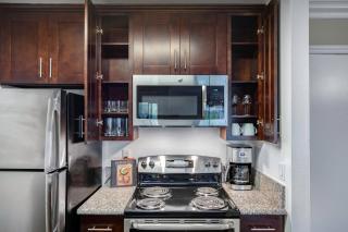 Westside 1BR w Pool Gym Bball Tennis Courts LAX-85 - 4