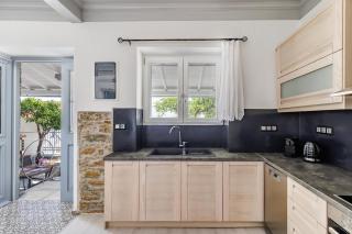 Afrodite's House - Glossa - 8