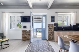 Afrodite's House - Glossa - 1