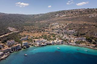 Trapela Limeni Luxury Suites - 1