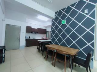 Golden Hills Pasar Malam 3 Bedroom Apartment J LouvRe - 1