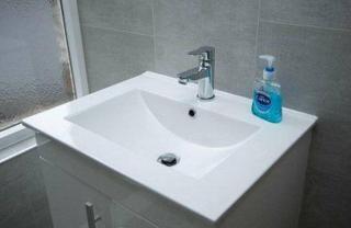 AMAZING 3 BEDROOM HOME, PRIME BT1 POSTCODE AND CITY CENTRE LOCATION - Belfast - 9