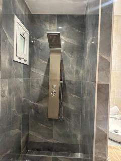 Eclectic Apartment near Downtown - Heraklio - 8