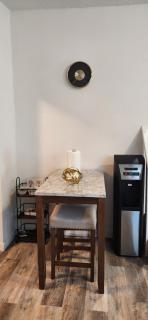 New ! Lovely Studio w/ patio, Parking on premises - Escondido - 8