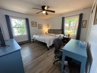 Serenity - Waterfront 3 Bed, 2 Bath, Water Toys, EV Charger - Bracey - 2