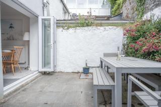 Norton Cottage - 3 Bedroom Cottage - Tenby - Tenby - 2