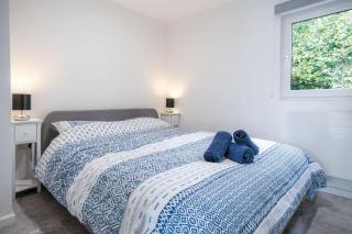 The Garden Lodge - 1 Bedroom Lodge - Tenby - Tenby - 8