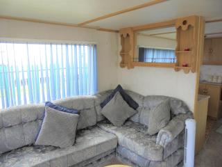 Seaview: The Crown:- 6 Berth, Central heated, Enclosed Veranda - Ingoldmells - 1