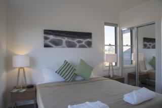 Savannah Cabins, Taronga Western Plains Zoo - Dubbo - 4