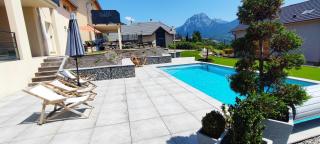 Chambre vue lac av piscine - Prunières - 8