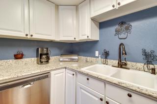 2 Mi to Rainbow Lake Home with Furnished Deck! - Pinetop-Lakeside - 5