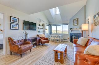 Ski-InandOut Granby Condo with Mtn Views and Balcony! - 7