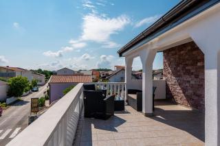 Apartments Jurcevic - Vir - 9