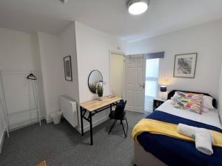 Stay - The Wellington Burton on Trent - Burton upon Trent - 0