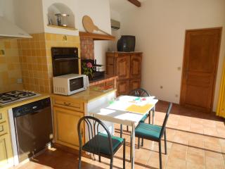 VILLA AVEC PISCINE PRIVATIVE et EXCLUSIVE avec PARKING - Roquefort Les Pins - 4