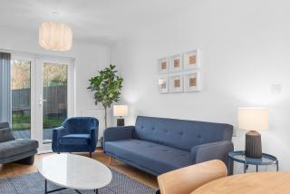 Brett Stays - Fast WiFi - Modern Amenities - IPTV - Alexa - Sleeps 8 - Avonmouth - 8