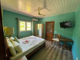 Chloe's Cottage Self-Catering - 5