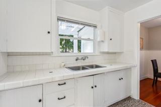 Charming Eugene Retreat Private Hot Tub and Yard! - 1