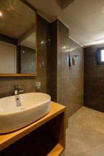 Sky-High Central Penthouse w. Stunning Views - 04 - Chania - 3