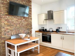 Central Location 2 bed flat, Zone II, London NW6 - Londra - 5