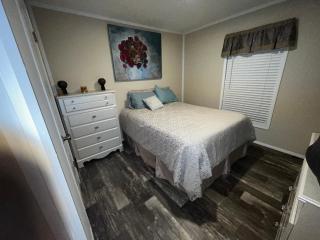 The Tired Travelers Cozy Home - - 1