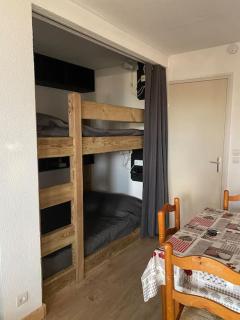 Charmant studio cabine 26m² avec belle terrasse - Font Romeu Odeillo Via - 2
