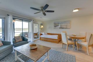Chic Miramar Beach Condo with Pool Access! - 6