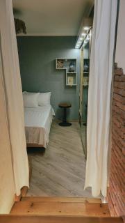 City Center Van Gogh Suite - 8