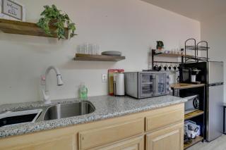 California Vacation Rental with Hot Tub and Patio! - Yucca Valley - 4