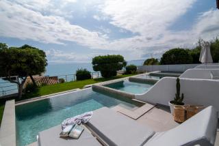 White Suites Resort - Afitos - 0