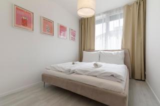 LAM Pink - JACUZZI - AC - PS4 - 1