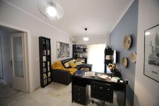 A cozy modern apartment 4 minutes walk from metro - Athen - 9