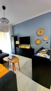 A cozy modern apartment 4 minutes walk from metro - Athen - 1