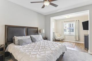 Chandler Vacation Rental Community Pool and Hot Tub - 1