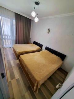 • UREKI • CHEERFUL HOME • - Ureki - 0