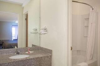 Economy Hotel Wichita- Florence St - Wichita - 6