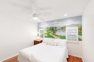 Fred Waring Dreams - Palm Desert - 1