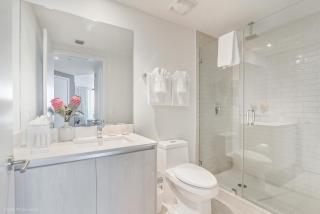 2 BDR Corner with Spectacular Ocean and City Views - Hollywood - 4