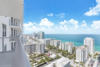 2 BDR Corner with Spectacular Ocean and City Views - Hollywood - 0
