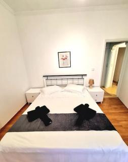 Best View Katechaki Bridge Metro - 4