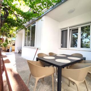 Carlissima Garden - Trogir - 3