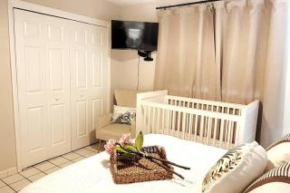 Stunning Heated Pool & Spa House Blocks to Midtown - Tampa - 3
