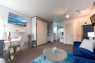 Beautiful Lake View Studio Condo at The Shores - Traverse City - 6
