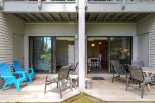 Beautiful 2 Bedroom Lakeside Condo at The Shores - Traverse City - 1