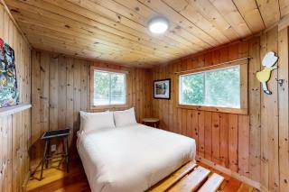 Fiddlers Green Cottage Two - 2