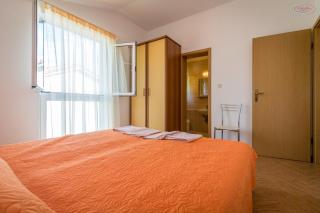 Apartments by the sea Supetarska Draga - Gornja, Rab - 21380 - Rab - 2
