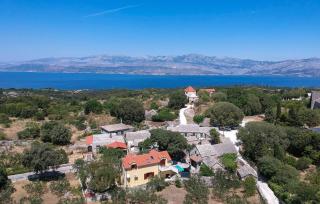 Luxury villa with a swimming pool Skrip, Brac - 17350 - Postira - 8