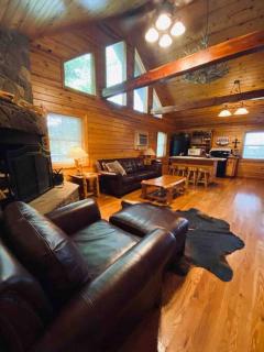 Chalet with a view at Bear Mountain - Hottub - Eureka Springs - 5