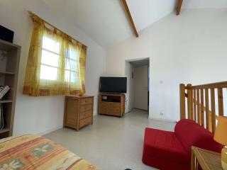 Maison de Vacances 8 Pers à 300m Plage avec Terrasse et Parking, Saint-Jean-de-Monts - FR-1-224C-272 - 1