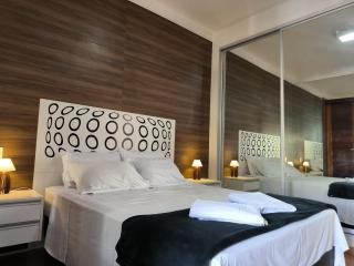 Vila Madalena, casa 4 quartos conforto e segurança - São Paulo - 0